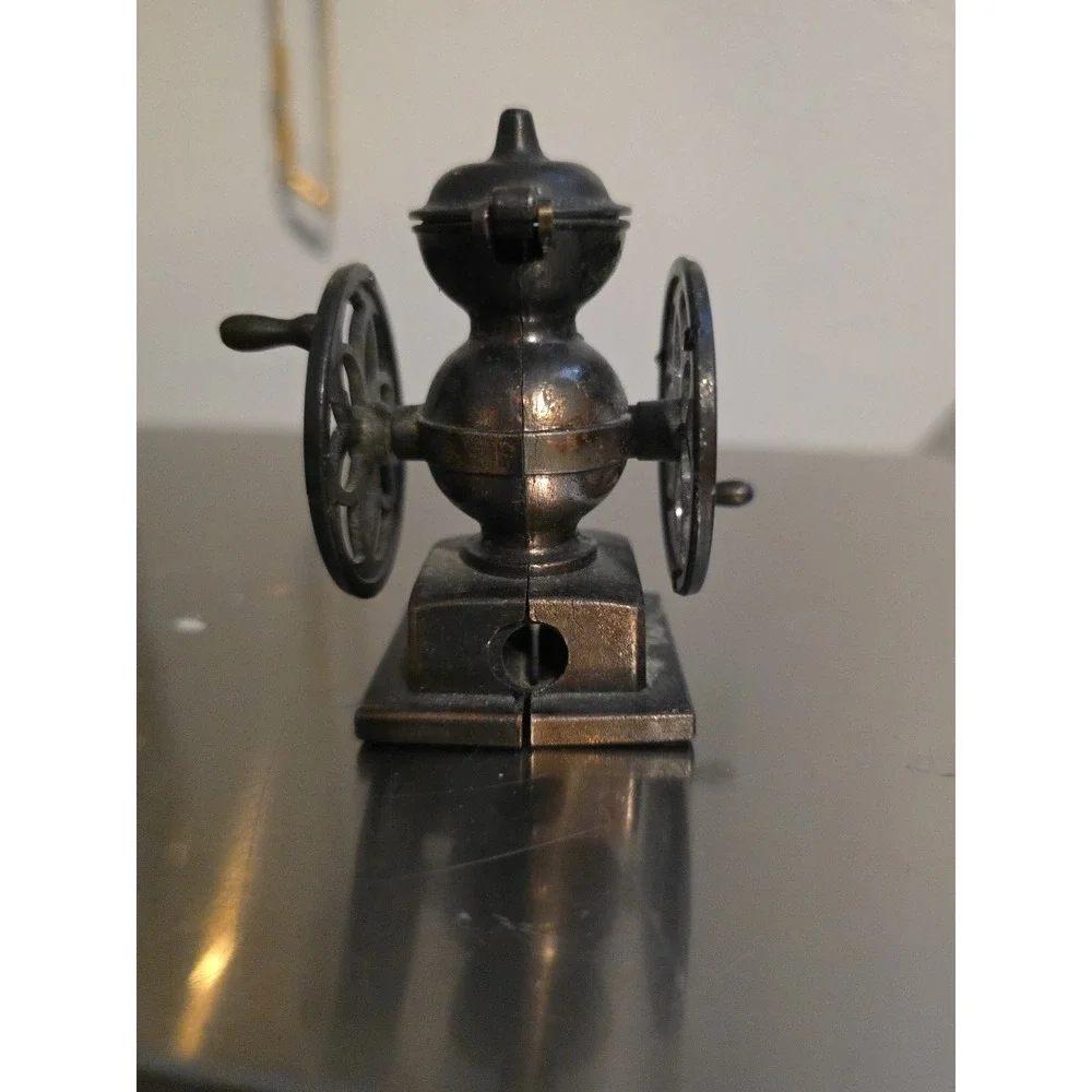 N/A vintage die